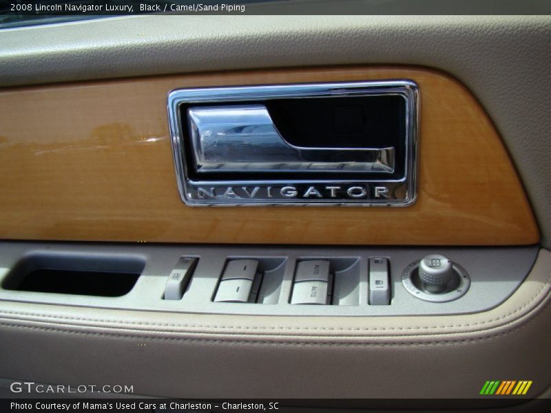 Black / Camel/Sand Piping 2008 Lincoln Navigator Luxury