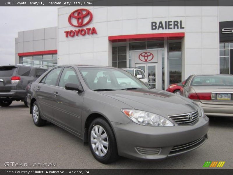 Phantom Gray Pearl / Gray 2005 Toyota Camry LE