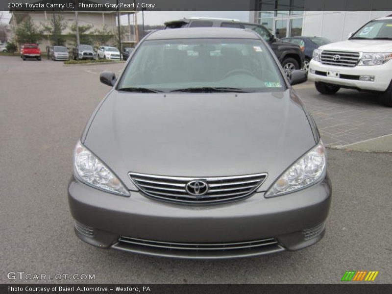 Phantom Gray Pearl / Gray 2005 Toyota Camry LE