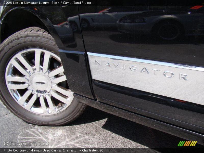 Black / Camel/Sand Piping 2008 Lincoln Navigator Luxury