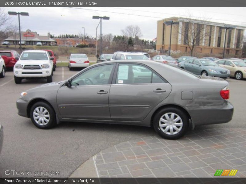Phantom Gray Pearl / Gray 2005 Toyota Camry LE