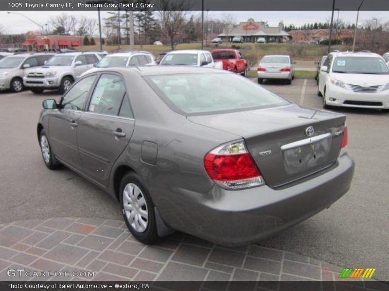 Phantom Gray Pearl / Gray 2005 Toyota Camry LE