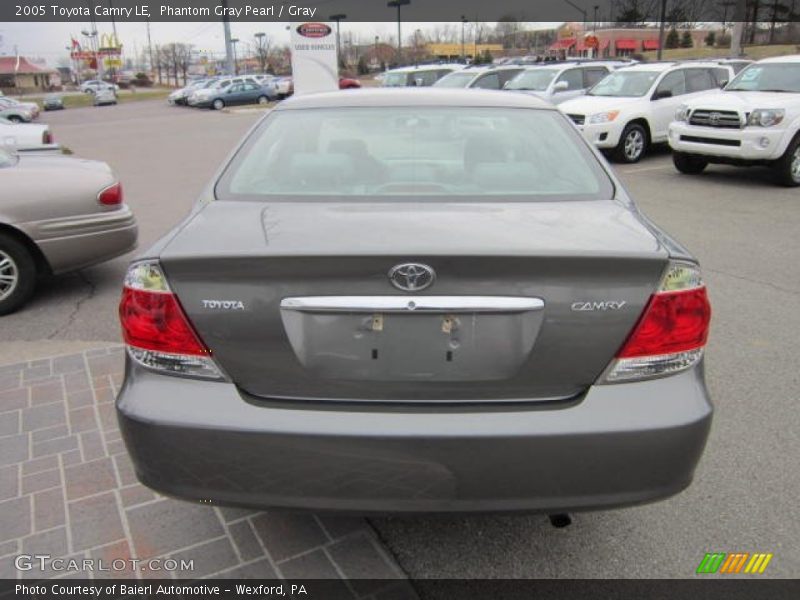 Phantom Gray Pearl / Gray 2005 Toyota Camry LE