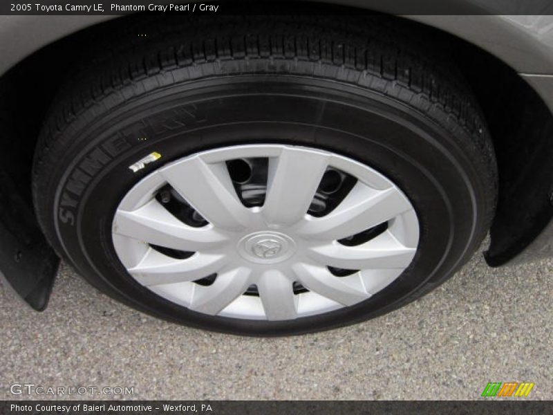 Phantom Gray Pearl / Gray 2005 Toyota Camry LE