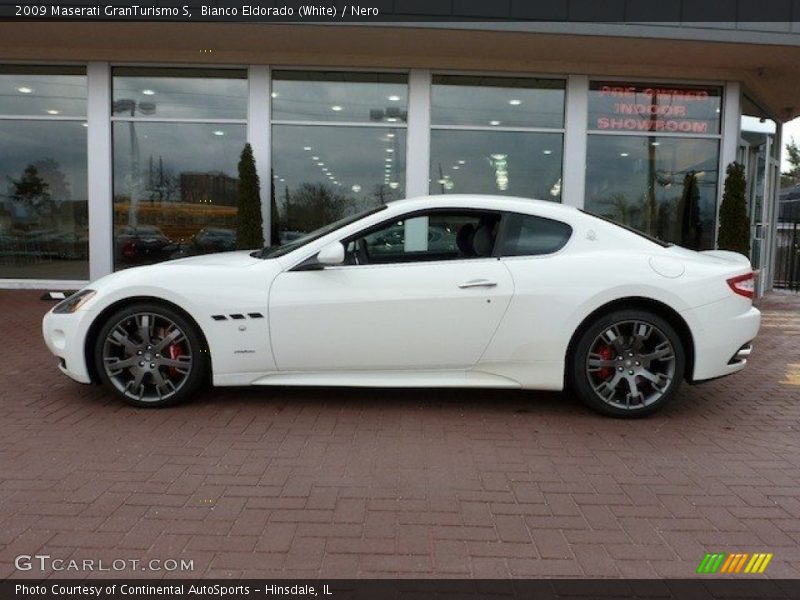 Bianco Eldorado (White) / Nero 2009 Maserati GranTurismo S