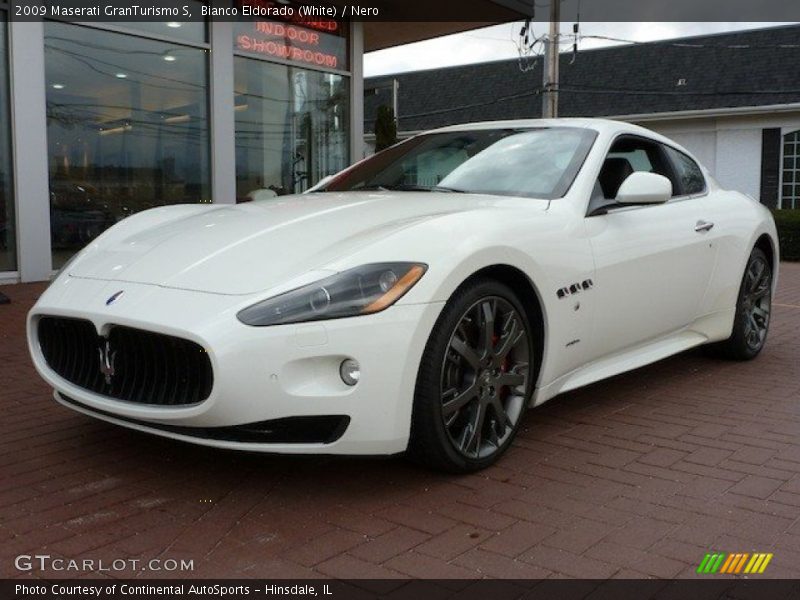 Bianco Eldorado (White) / Nero 2009 Maserati GranTurismo S