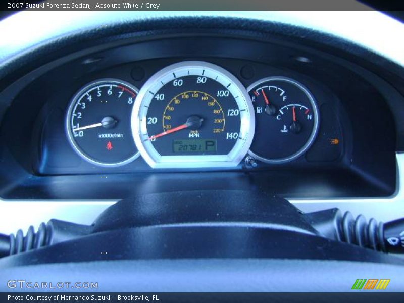 Absolute White / Grey 2007 Suzuki Forenza Sedan