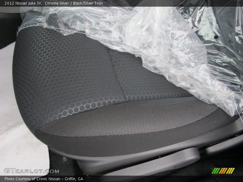 Chrome Silver / Black/Silver Trim 2012 Nissan Juke SV
