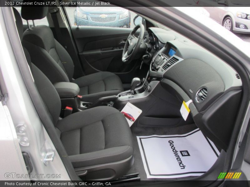 Silver Ice Metallic / Jet Black 2012 Chevrolet Cruze LT/RS
