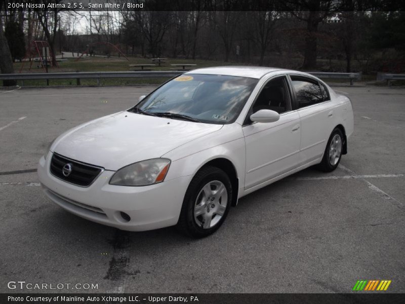 Satin White / Blond 2004 Nissan Altima 2.5 S