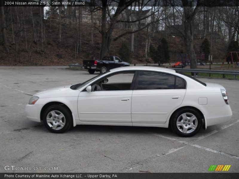 Satin White / Blond 2004 Nissan Altima 2.5 S