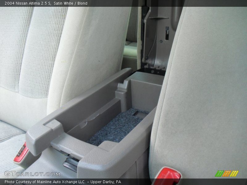 Satin White / Blond 2004 Nissan Altima 2.5 S