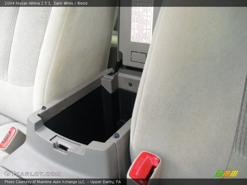 Satin White / Blond 2004 Nissan Altima 2.5 S