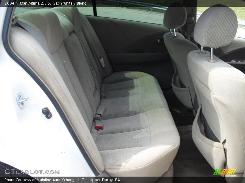 Satin White / Blond 2004 Nissan Altima 2.5 S