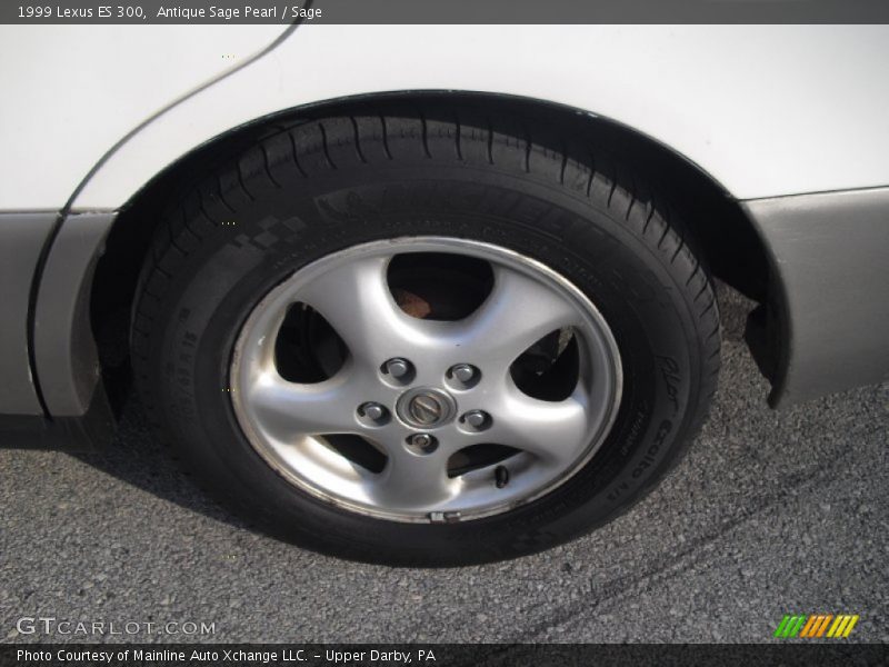 Antique Sage Pearl / Sage 1999 Lexus ES 300