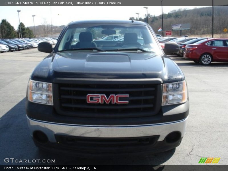 Onyx Black / Dark Titanium 2007 GMC Sierra 1500 Regular Cab 4x4