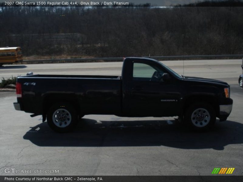 Onyx Black / Dark Titanium 2007 GMC Sierra 1500 Regular Cab 4x4