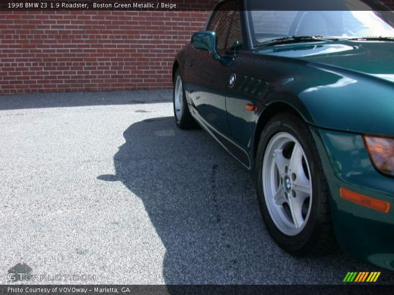 Boston Green Metallic / Beige 1998 BMW Z3 1.9 Roadster