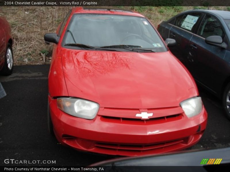 Victory Red / Graphite 2004 Chevrolet Cavalier Coupe