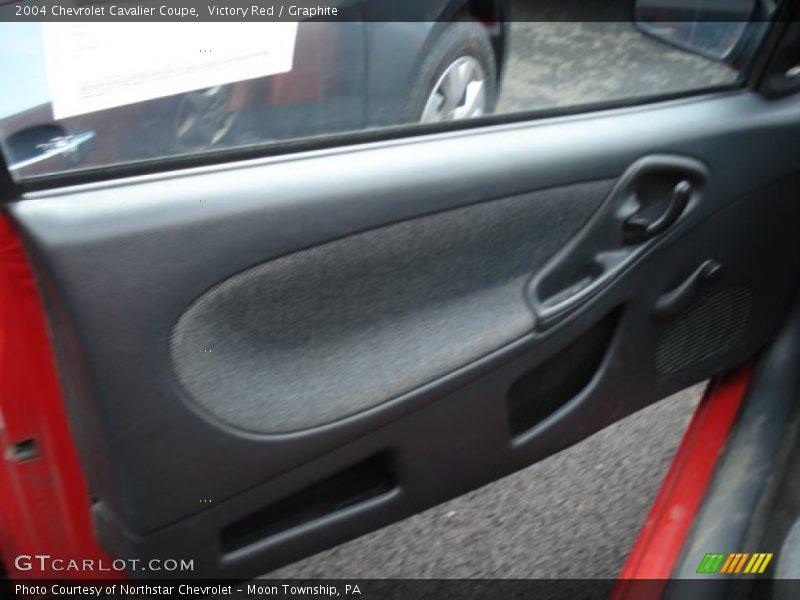 Victory Red / Graphite 2004 Chevrolet Cavalier Coupe