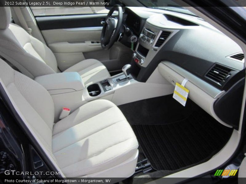 Deep Indigo Pearl / Warm Ivory 2012 Subaru Legacy 2.5i