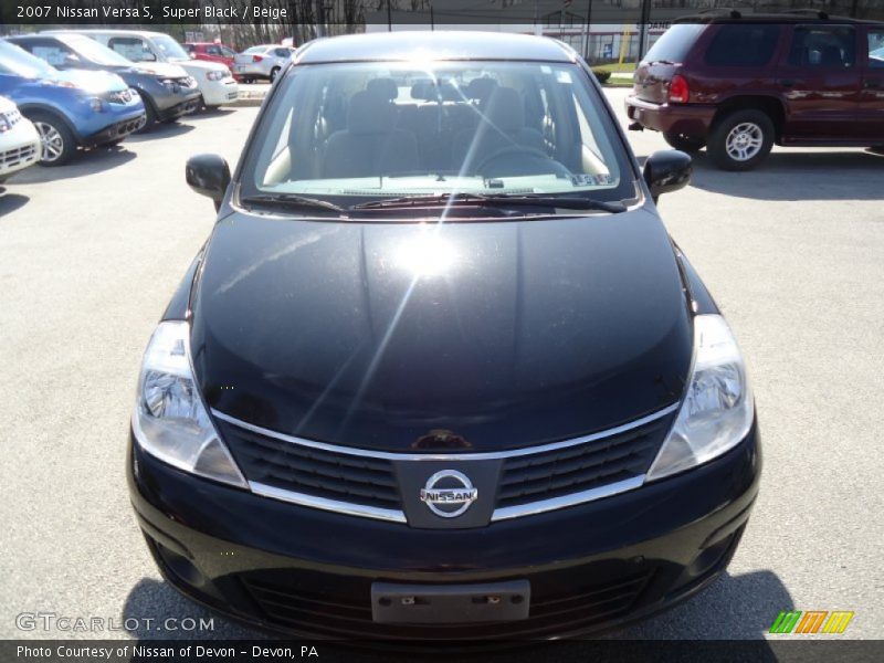 Super Black / Beige 2007 Nissan Versa S
