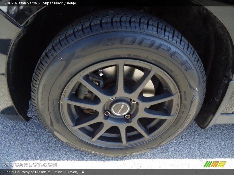 Super Black / Beige 2007 Nissan Versa S