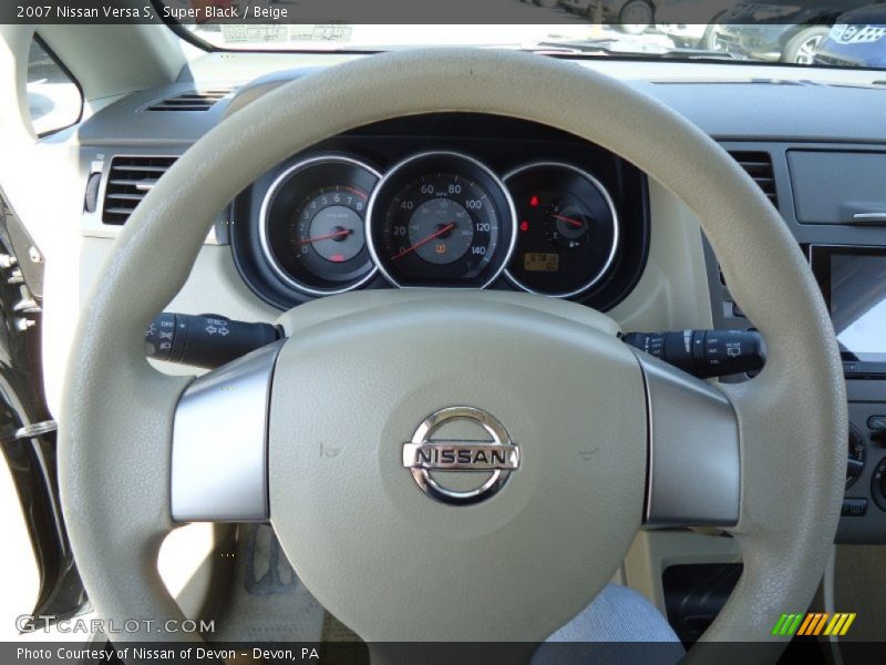 Super Black / Beige 2007 Nissan Versa S
