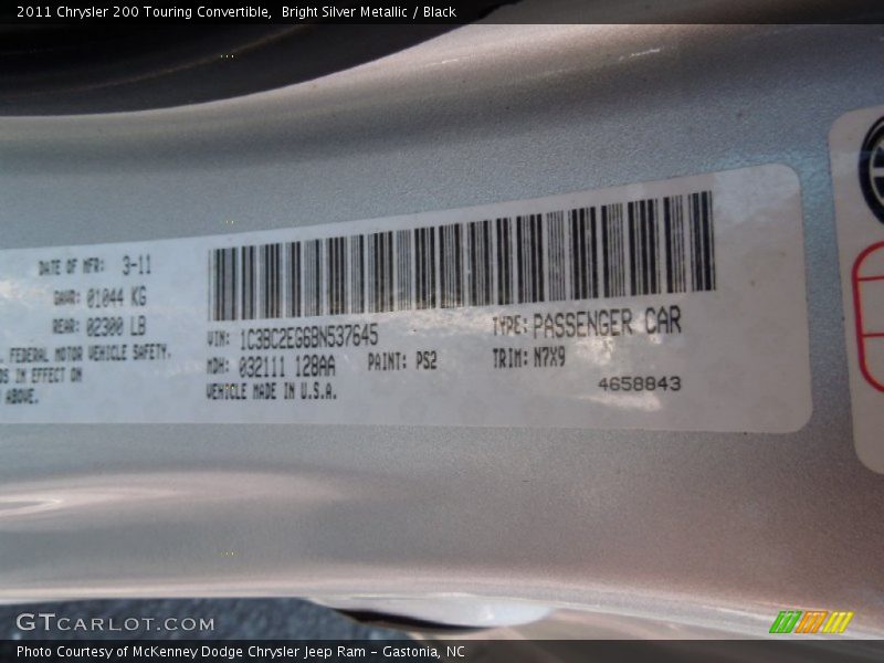 Bright Silver Metallic / Black 2011 Chrysler 200 Touring Convertible