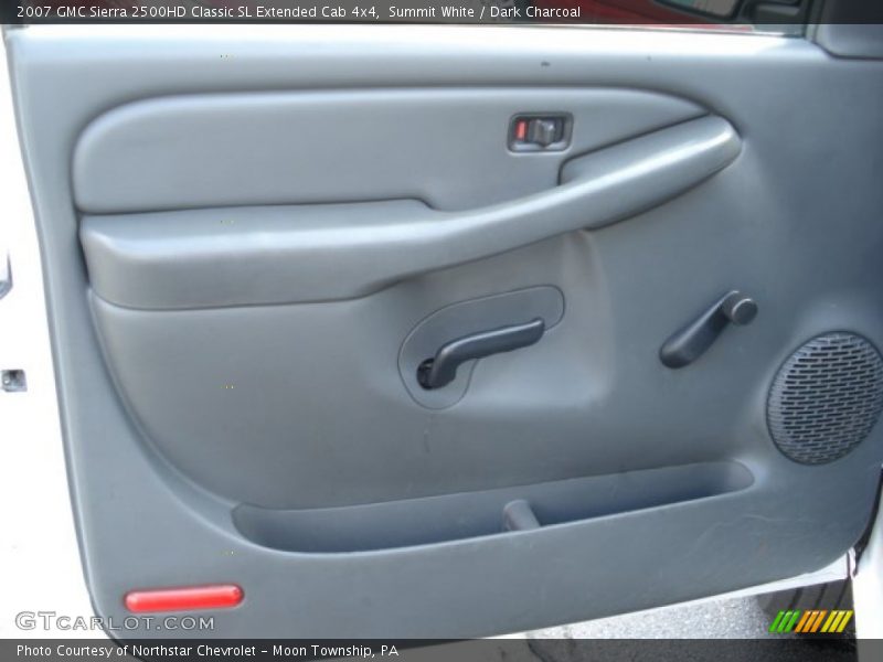 Summit White / Dark Charcoal 2007 GMC Sierra 2500HD Classic SL Extended Cab 4x4