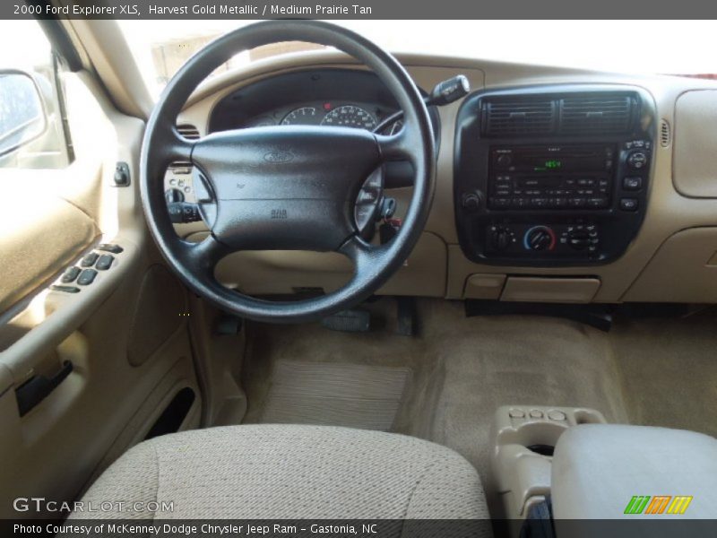 Harvest Gold Metallic / Medium Prairie Tan 2000 Ford Explorer XLS