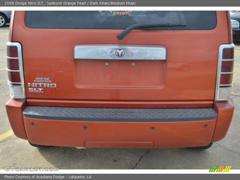 Sunburst Orange Pearl / Dark Khaki/Medium Khaki 2008 Dodge Nitro SLT