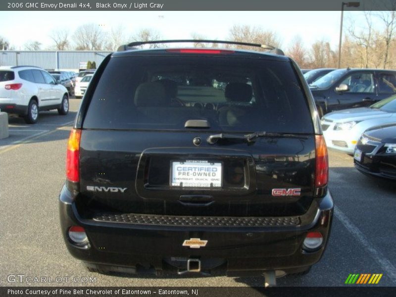 Black Onyx / Light Gray 2006 GMC Envoy Denali 4x4