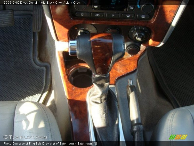 Black Onyx / Light Gray 2006 GMC Envoy Denali 4x4