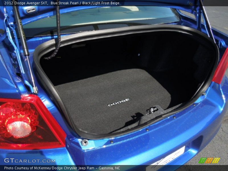 Blue Streak Pearl / Black/Light Frost Beige 2012 Dodge Avenger SXT