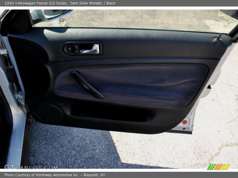 Satin Silver Metallic / Black 1999 Volkswagen Passat GLS Sedan