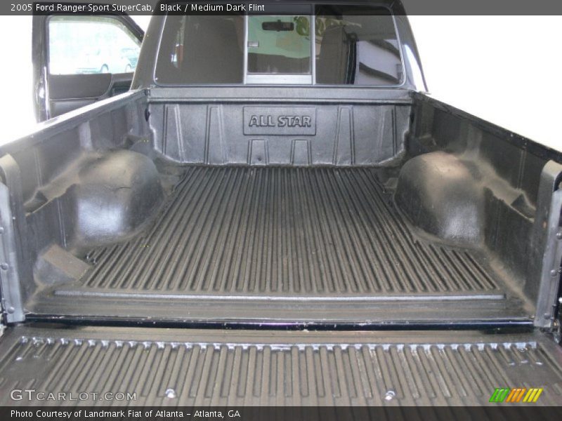 Black / Medium Dark Flint 2005 Ford Ranger Sport SuperCab
