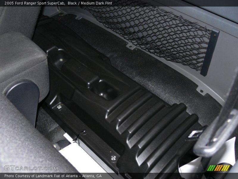 Black / Medium Dark Flint 2005 Ford Ranger Sport SuperCab