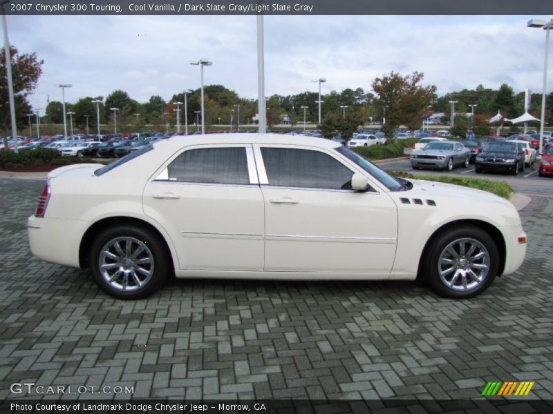 Cool Vanilla / Dark Slate Gray/Light Slate Gray 2007 Chrysler 300 Touring
