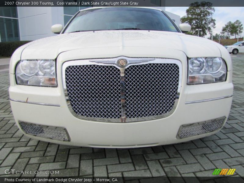 Cool Vanilla / Dark Slate Gray/Light Slate Gray 2007 Chrysler 300 Touring