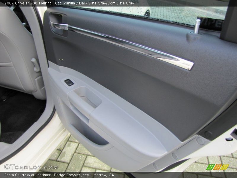 Cool Vanilla / Dark Slate Gray/Light Slate Gray 2007 Chrysler 300 Touring