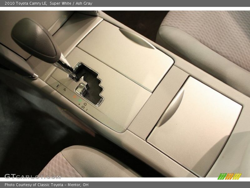 Super White / Ash Gray 2010 Toyota Camry LE