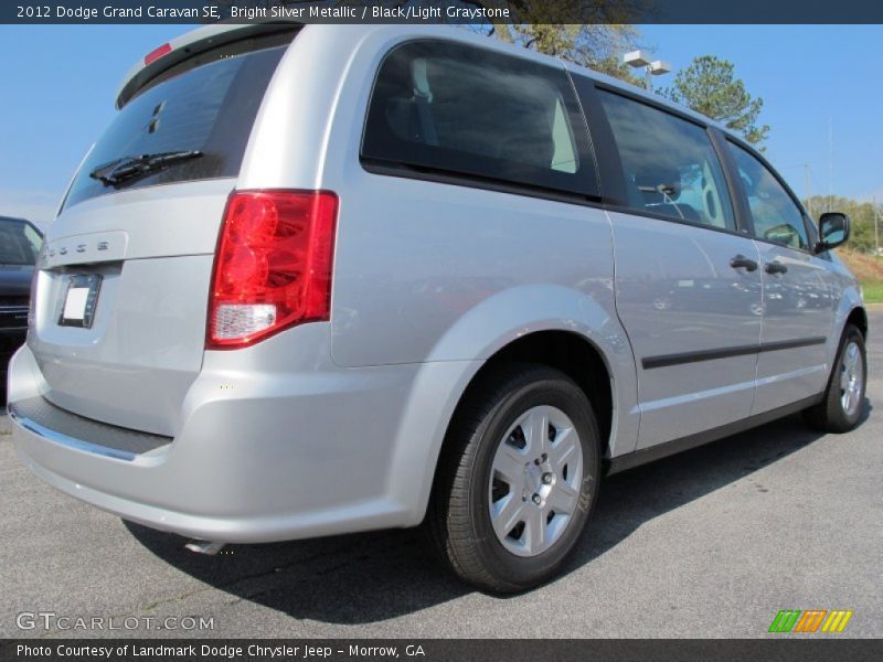 Bright Silver Metallic / Black/Light Graystone 2012 Dodge Grand Caravan SE