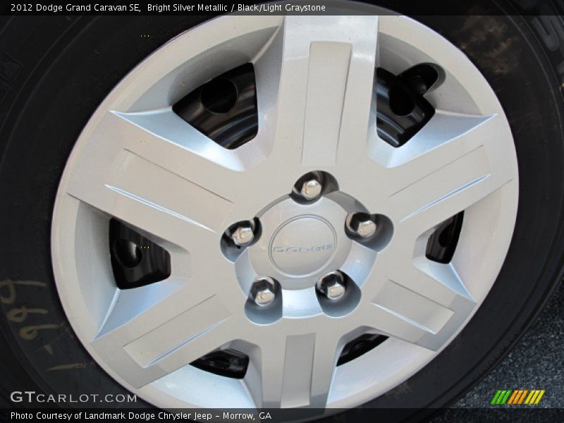 Bright Silver Metallic / Black/Light Graystone 2012 Dodge Grand Caravan SE