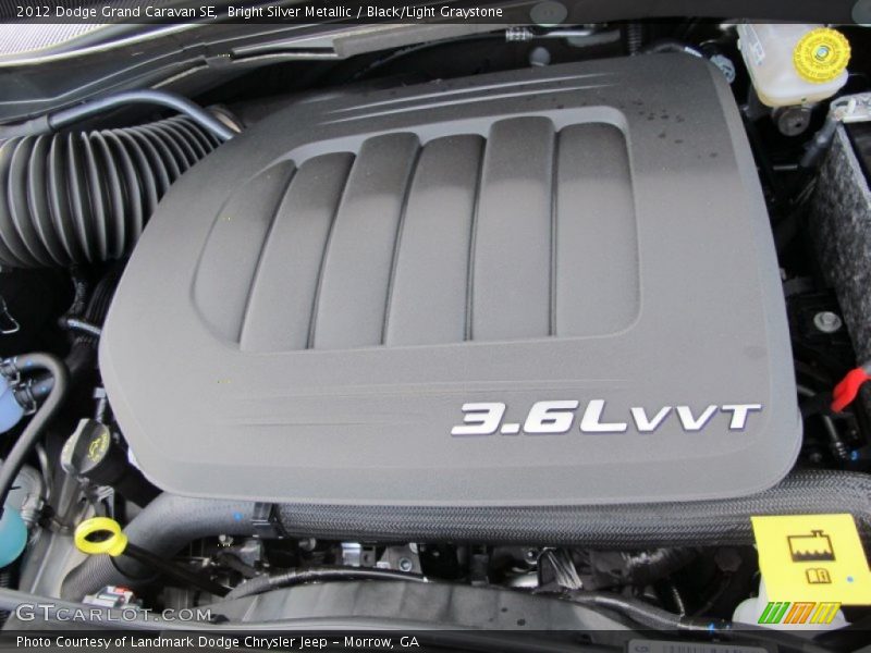 Bright Silver Metallic / Black/Light Graystone 2012 Dodge Grand Caravan SE