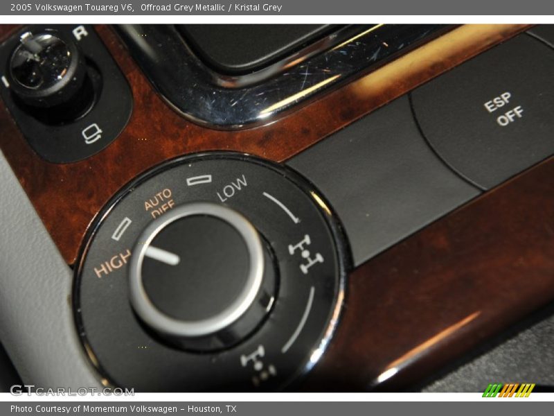 Offroad Grey Metallic / Kristal Grey 2005 Volkswagen Touareg V6