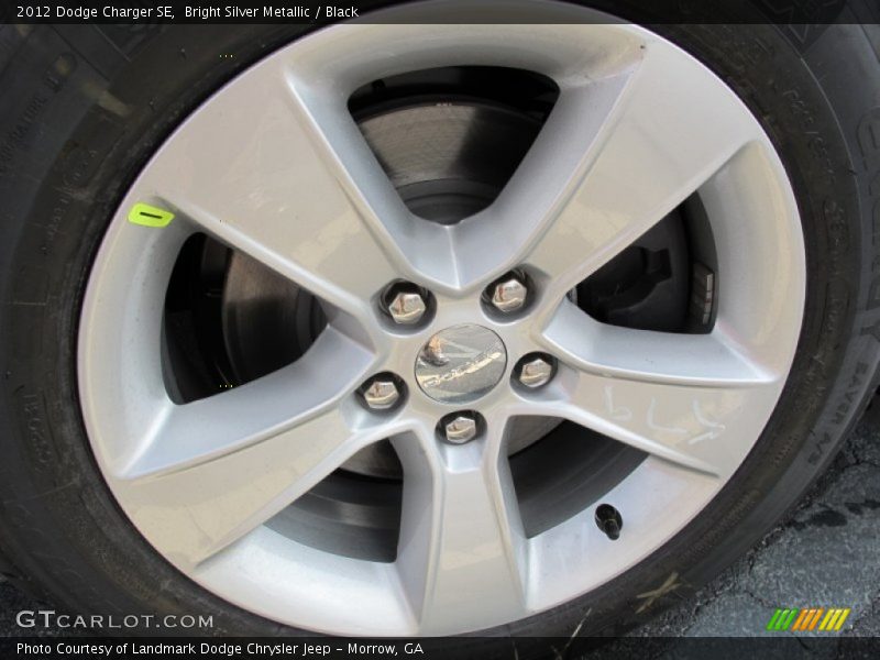 Bright Silver Metallic / Black 2012 Dodge Charger SE