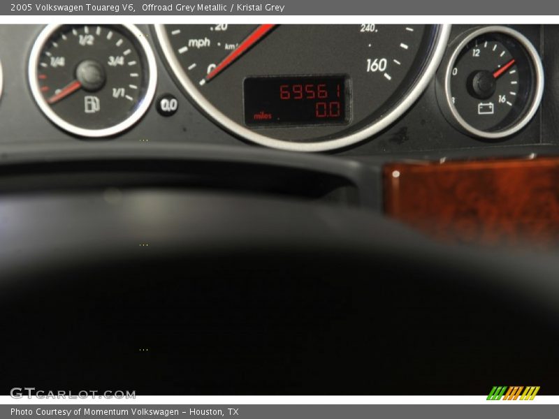 Offroad Grey Metallic / Kristal Grey 2005 Volkswagen Touareg V6