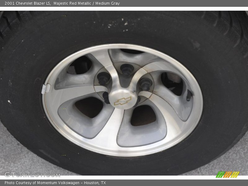Majestic Red Metallic / Medium Gray 2001 Chevrolet Blazer LS