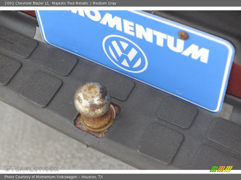 Majestic Red Metallic / Medium Gray 2001 Chevrolet Blazer LS